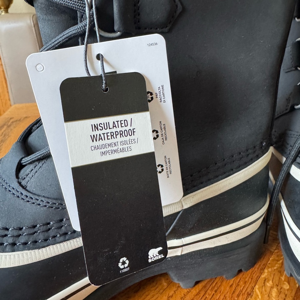 π€NEWπ€ Sorel Caribou Boot - Picture 9 of 10